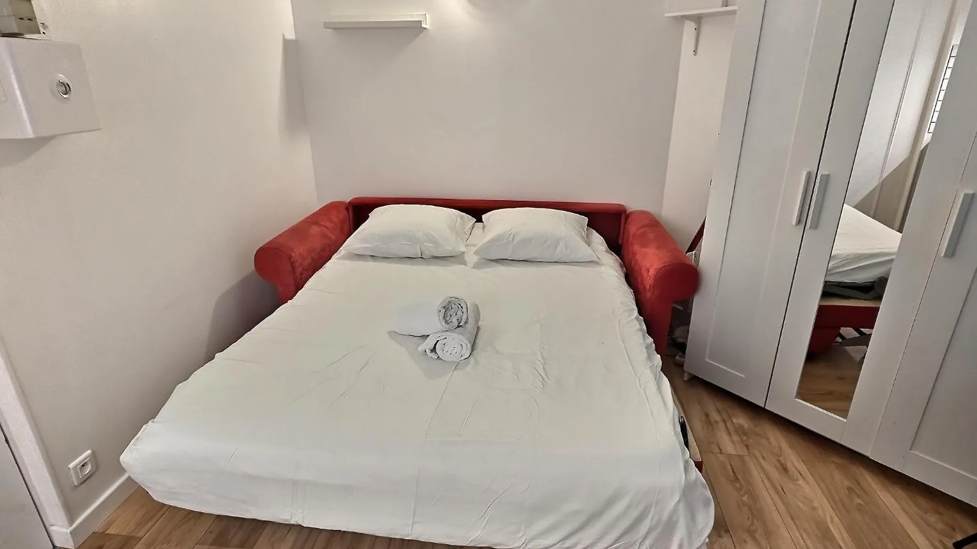 Apartment Studio Cosy, Champs-Elysees, Arc De Triomphe 3 Min Paris